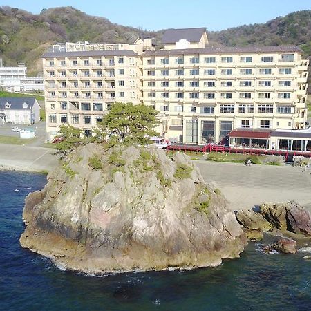Hotel Yura Onsen Yaotome Tsuruoka Exterior foto